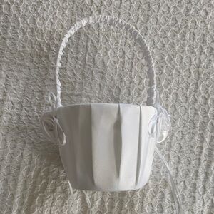 Flower girl basket